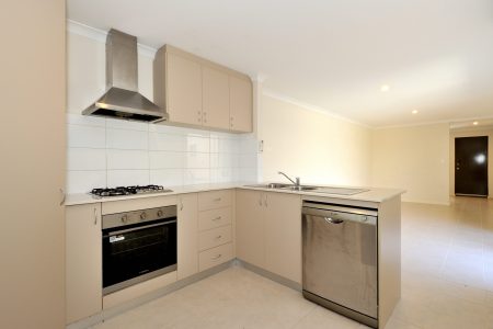 66 Mallina Crescent, GOLDEN BAY, WA 6174 AUS