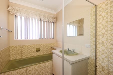 13 Bickner Way, PARMELIA, WA 6167 AUS