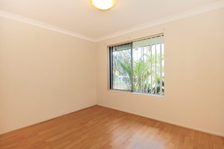 13 Bickner Way, PARMELIA, WA 6167 AUS