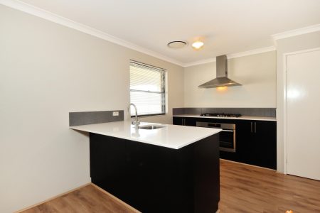 47 Molonglo Crescent, BALDIVIS, WA 6171 AUS