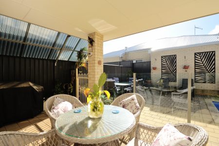 9 Greenock Road, BALDIVIS, WA 6171 AUS
