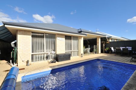 9 Greenock Road, BALDIVIS, WA 6171 AUS