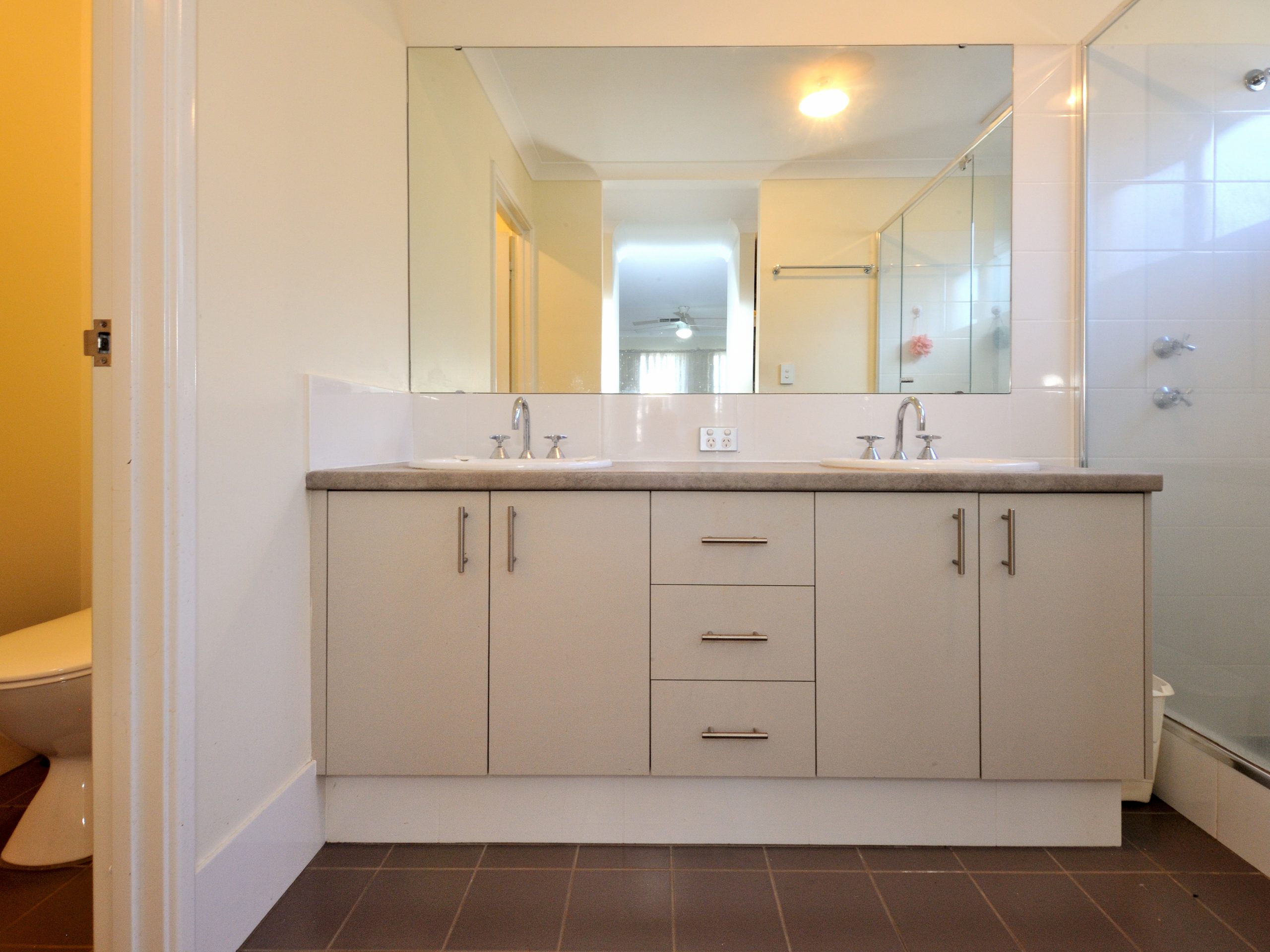9 Greenock Road, BALDIVIS, WA 6171 AUS
