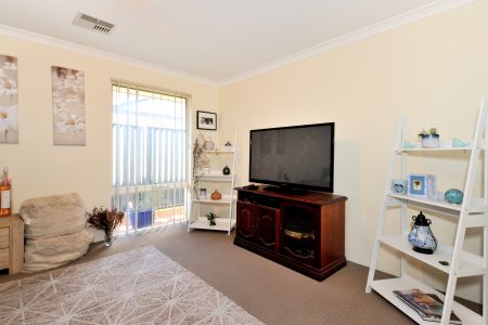 9 Greenock Road, BALDIVIS, WA 6171 AUS