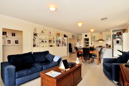 9 Greenock Road, BALDIVIS, WA 6171 AUS