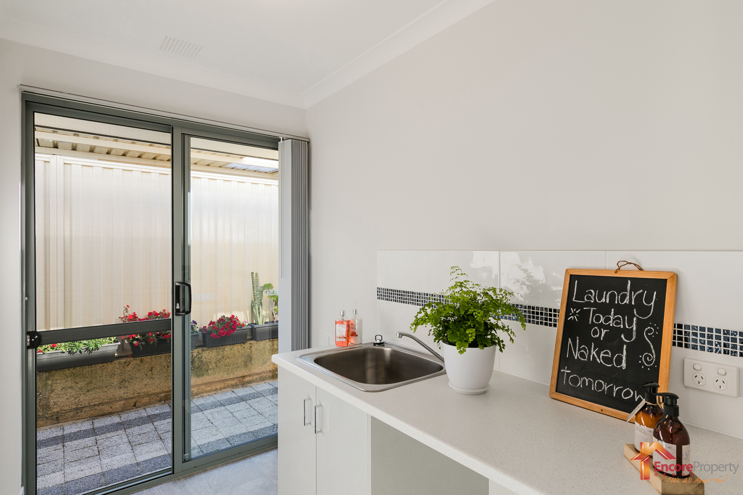 26 Obsidian Way, WELLARD, WA 6170 AUS