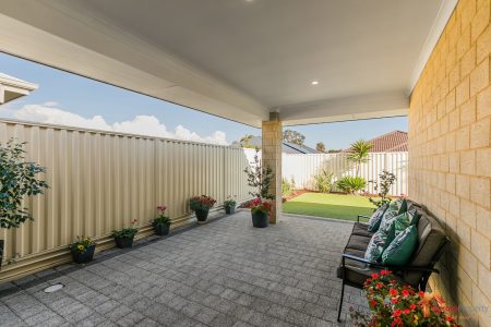 26 Obsidian Way, WELLARD, WA 6170 AUS