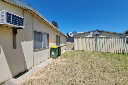 19 Challenger Road, MADORA BAY, WA 6210 AUS