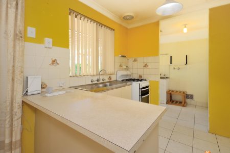 4 Tunnicliffe Street, PARMELIA, WA 6167 AUS