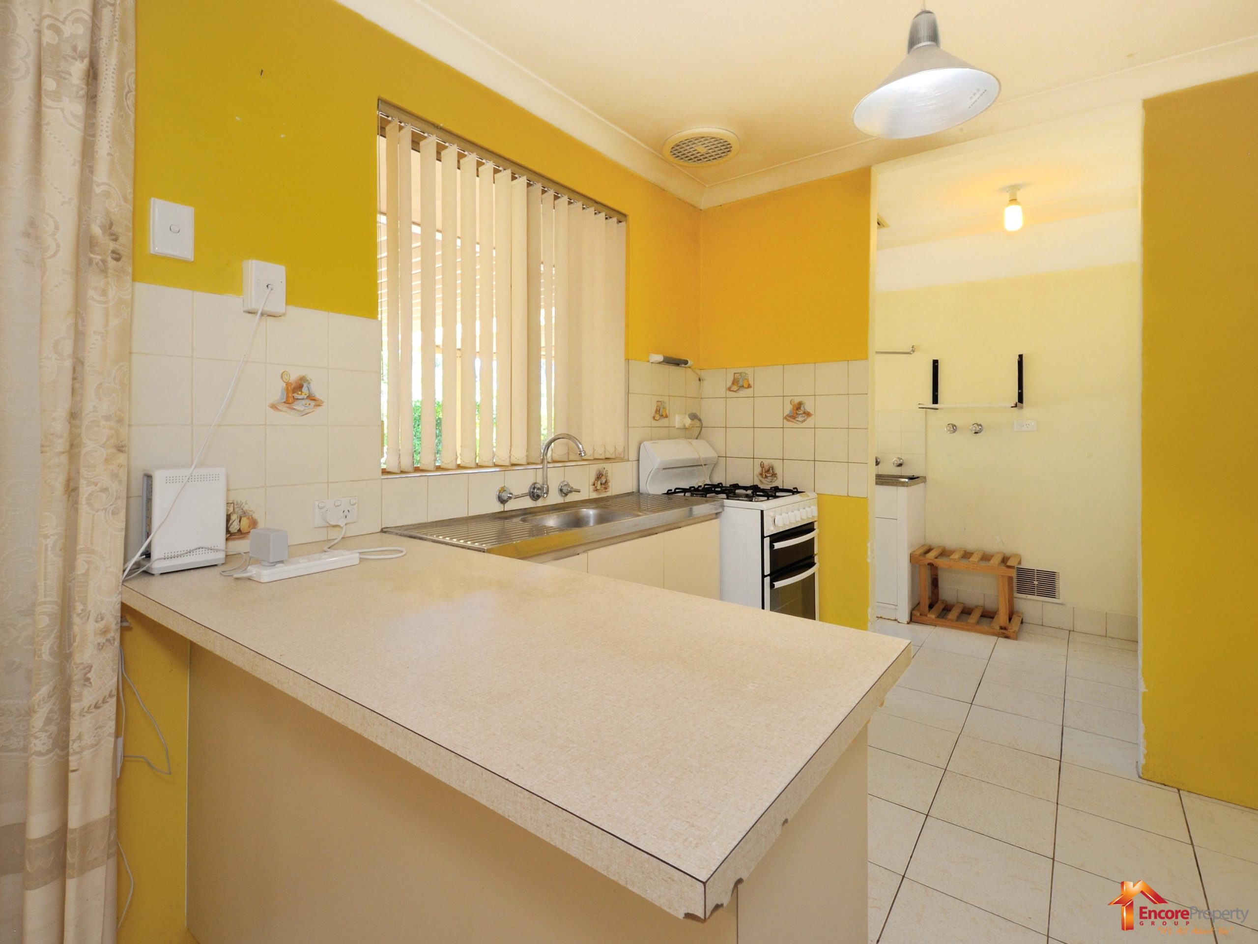 4 Tunnicliffe Street, PARMELIA, WA 6167 AUS