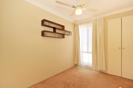4 Tunnicliffe Street, PARMELIA, WA 6167 AUS