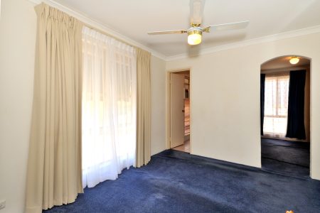 4 Tunnicliffe Street, PARMELIA, WA 6167 AUS