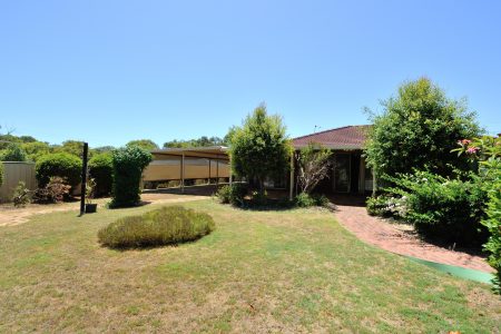 4 Tunnicliffe Street, PARMELIA, WA 6167 AUS
