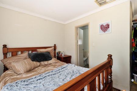 43 Parmelia Avenue, PARMELIA, WA 6167 AUS