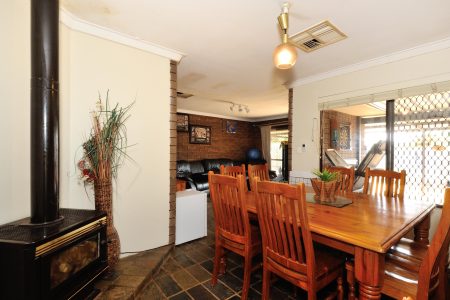 43 Parmelia Avenue, PARMELIA, WA 6167 AUS
