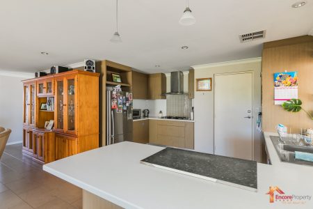 2 Georgia Way, SUCCESS, WA 6164 AUS