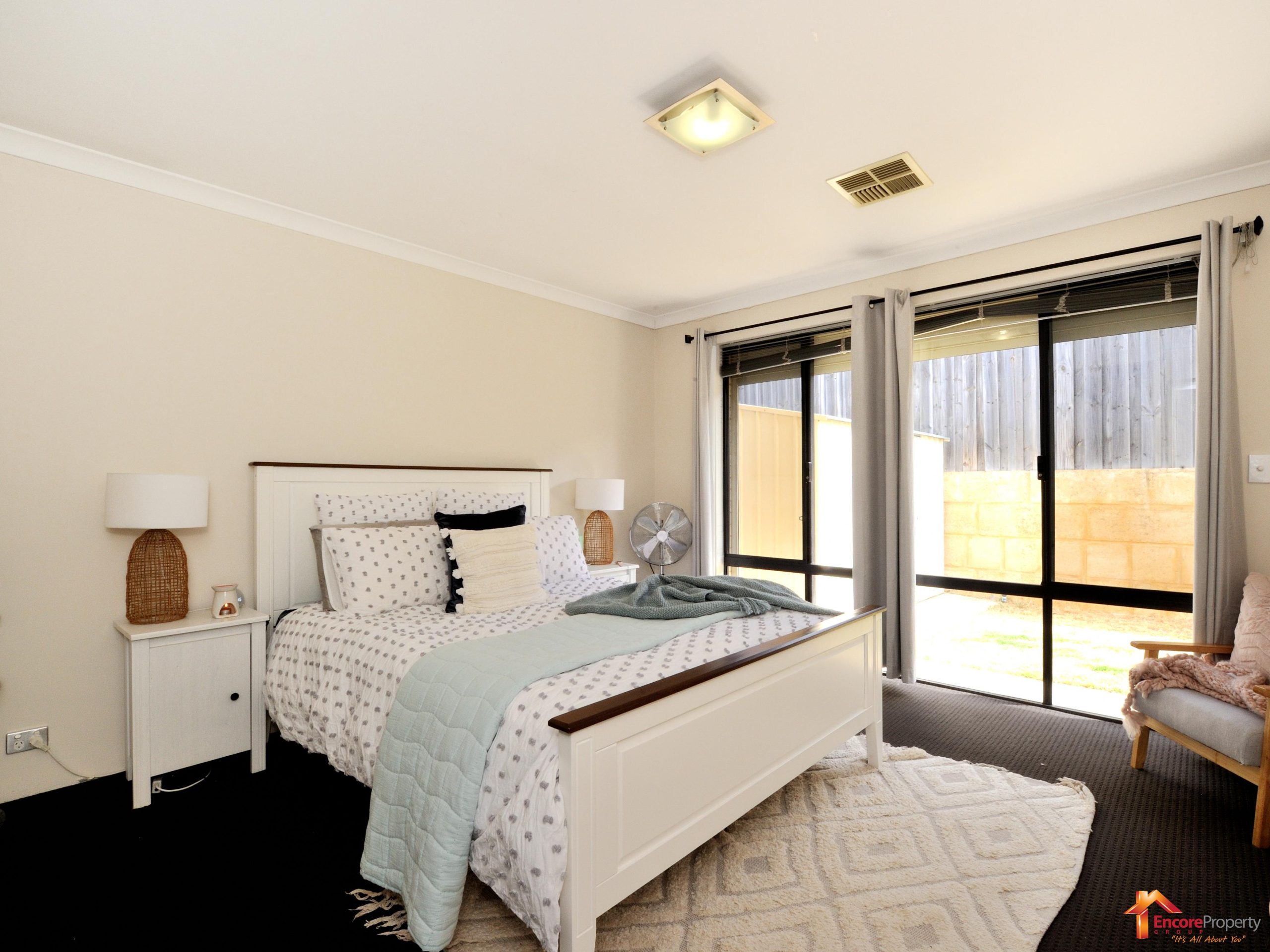 43 Gemstone Parade, WELLARD, WA 6170 AUS
