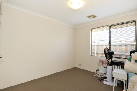 43 Gemstone Parade, WELLARD, WA 6170 AUS
