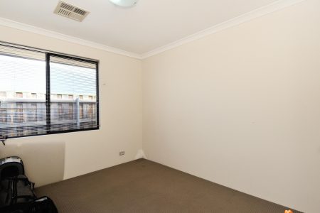 43 Gemstone Parade, WELLARD, WA 6170 AUS