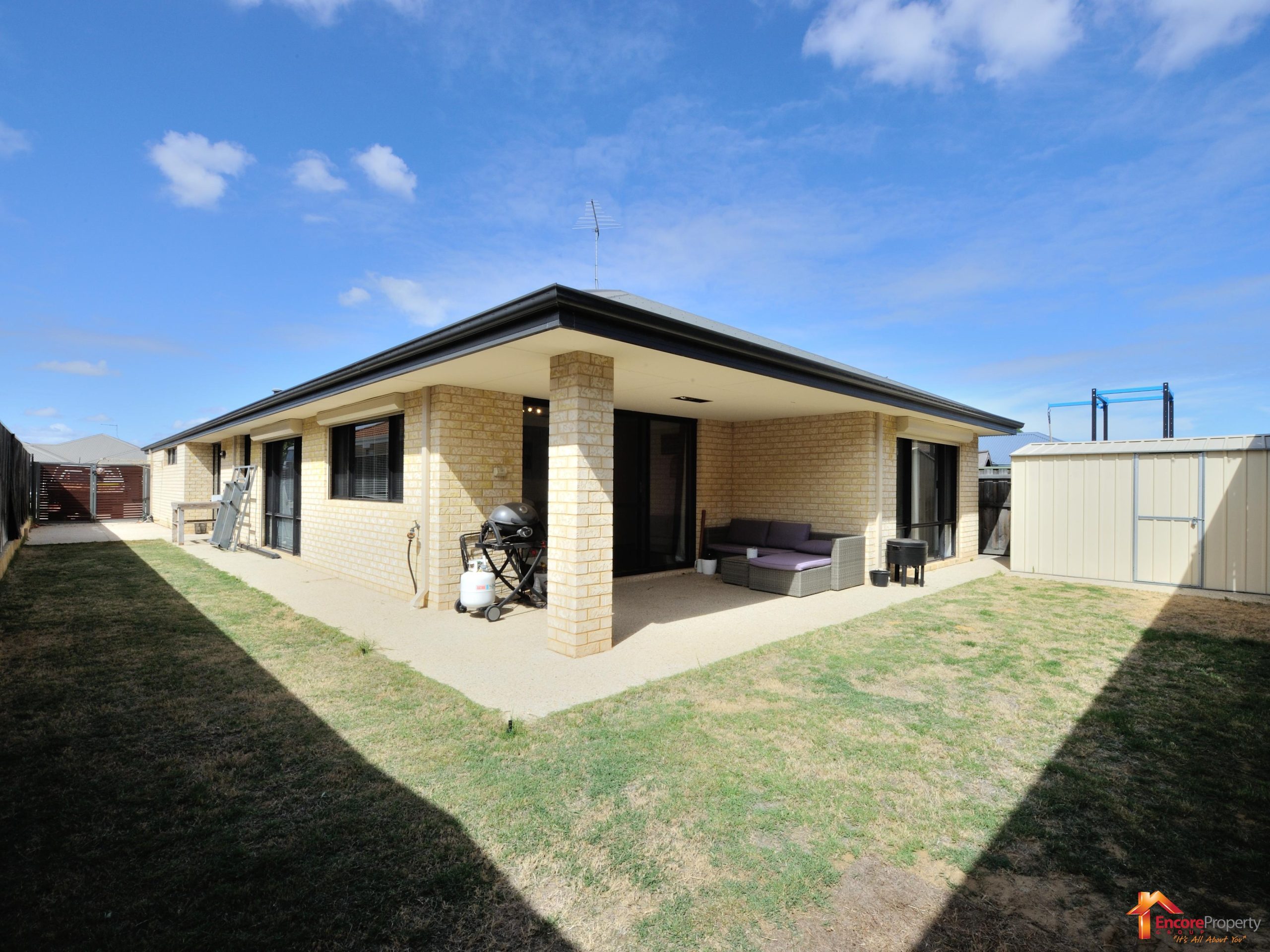 43 Gemstone Parade, WELLARD, WA 6170 AUS