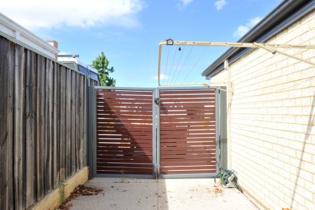 43 Gemstone Parade, WELLARD, WA 6170 AUS