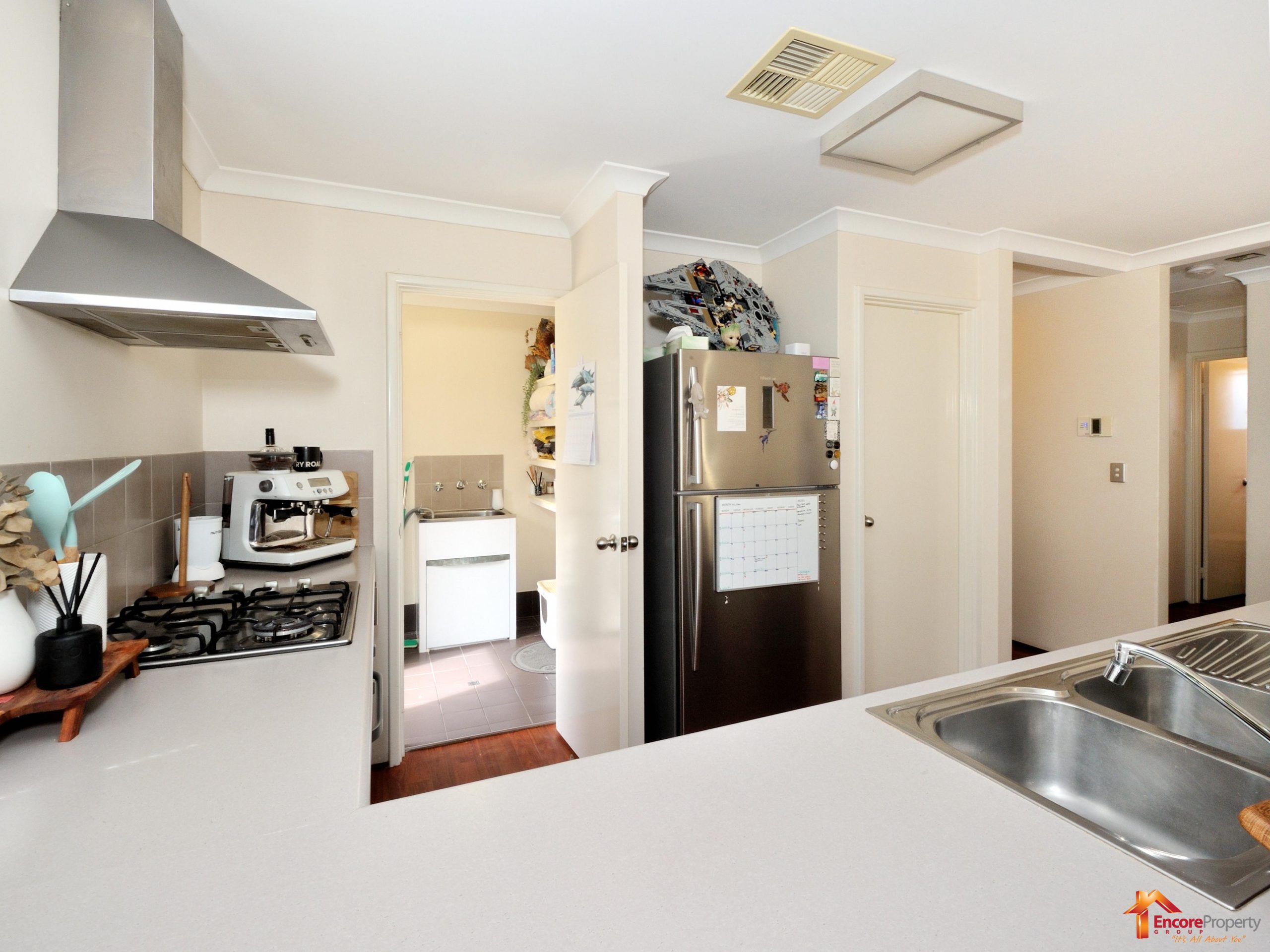 43 Gemstone Parade, WELLARD, WA 6170 AUS