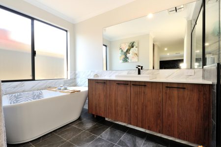 42 Jamison Grove, WELLARD, WA 6170 AUS