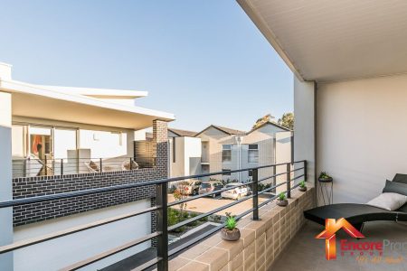 18/2 Louvre Way, BALDIVIS, WA 6171 AUS