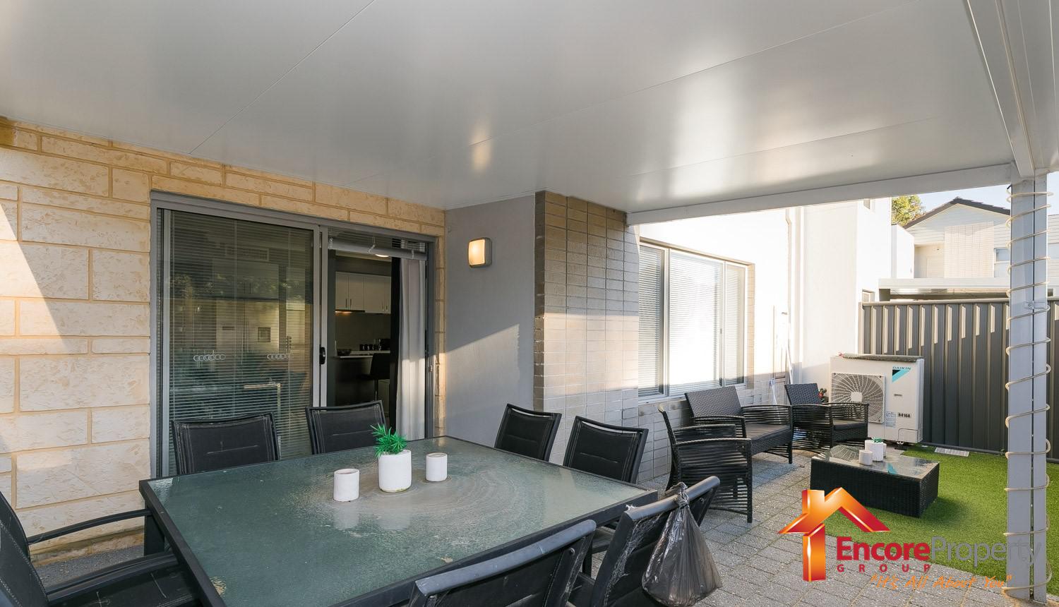 18/2 Louvre Way, BALDIVIS, WA 6171 AUS