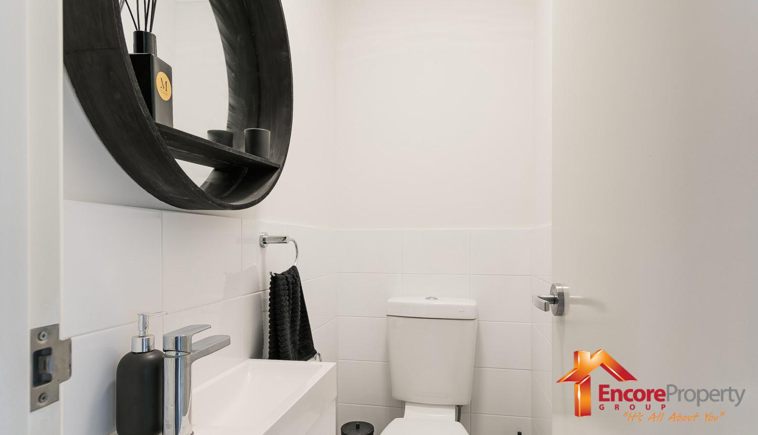 18/2 Louvre Way, BALDIVIS, WA 6171 AUS