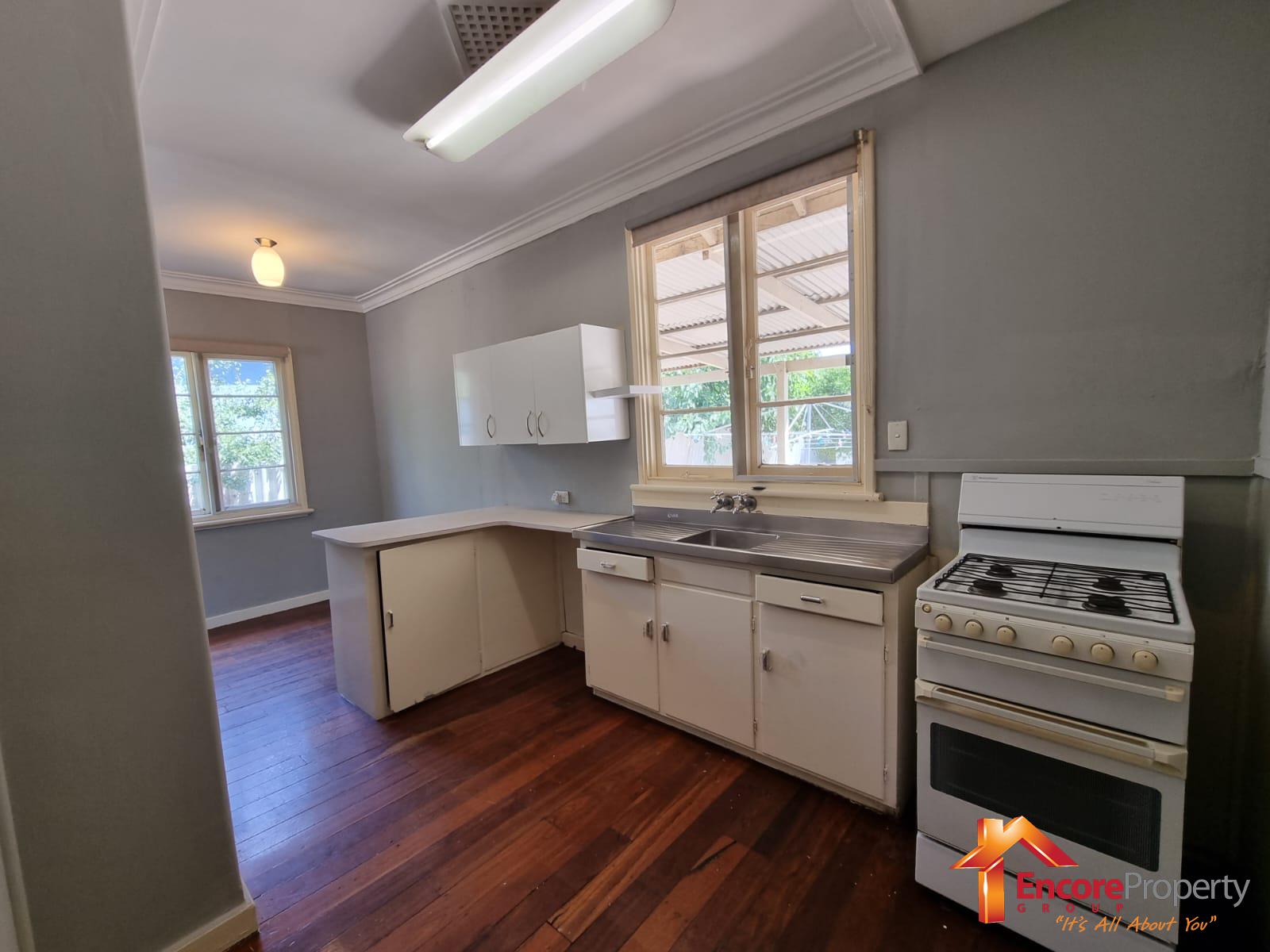 8 Kenton Way, CALISTA, WA 6167 AUS