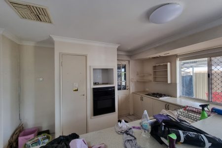 15 Walmer Place, ORELIA, WA 6167 AUS