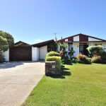 15 Hawkins Street, ROCKINGHAM, WA 6168 AUS