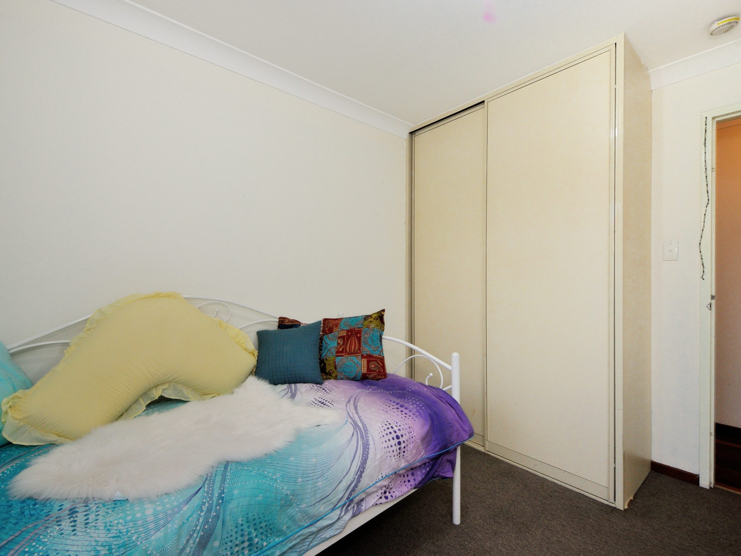 15 Hawkins Street, ROCKINGHAM, WA 6168 AUS