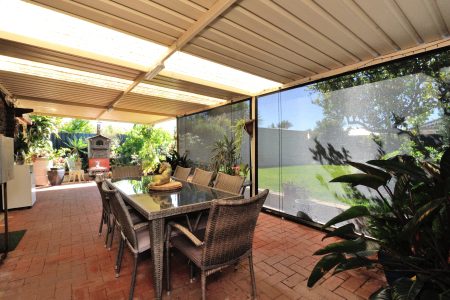 15 Hawkins Street, ROCKINGHAM, WA 6168 AUS