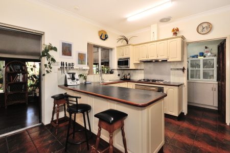 15 Hawkins Street, ROCKINGHAM, WA 6168 AUS