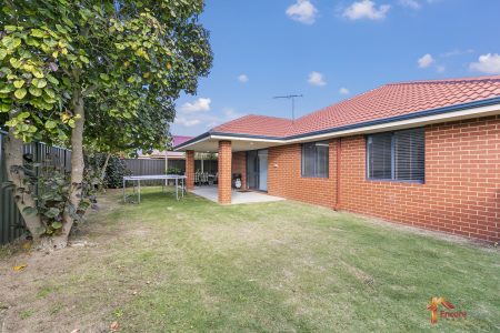 14 Whitehaven Avenue, SECRET HARBOUR, WA 6173 AUS