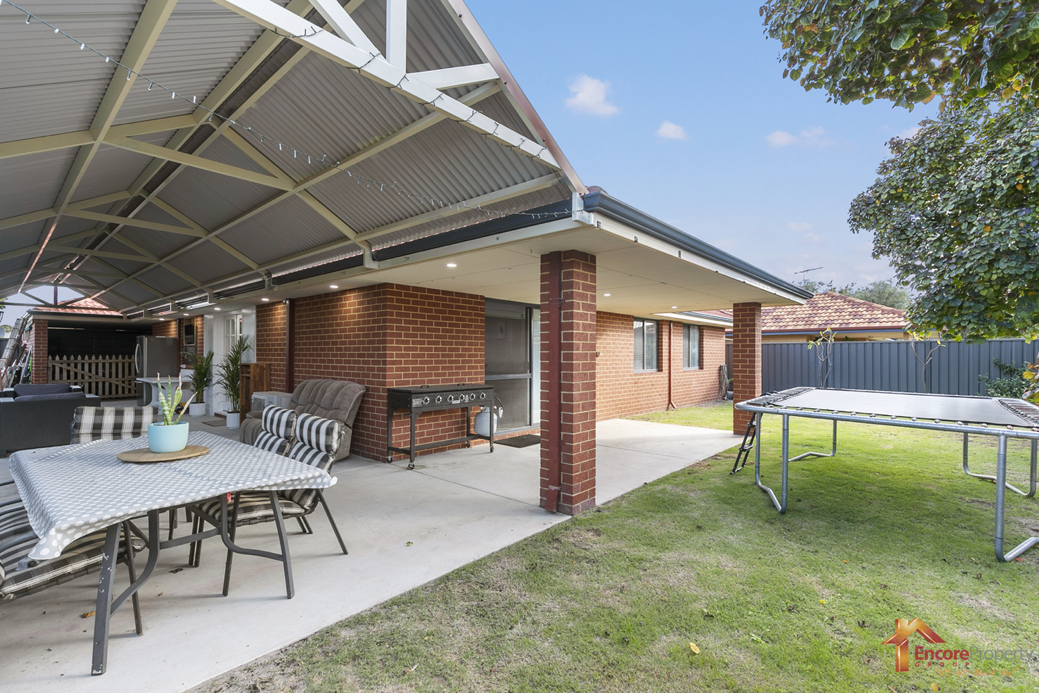 14 Whitehaven Avenue, SECRET HARBOUR, WA 6173 AUS