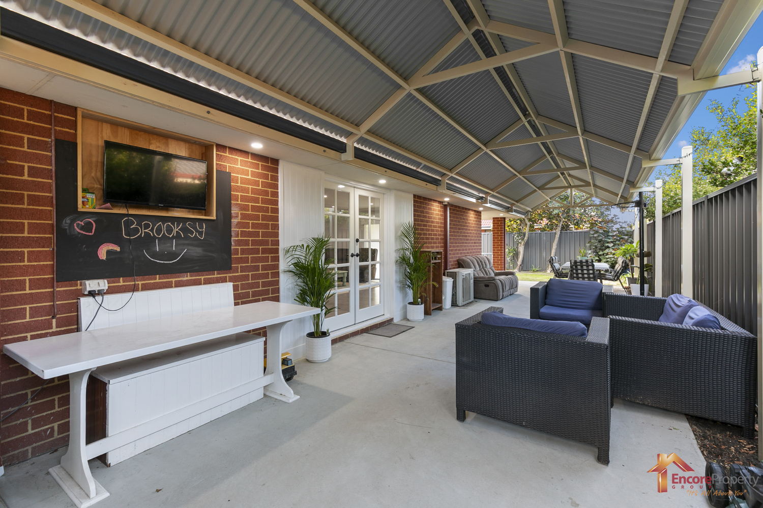 14 Whitehaven Avenue, SECRET HARBOUR, WA 6173 AUS