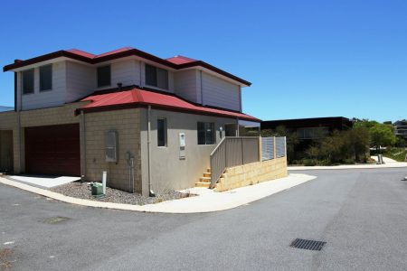 20 Peel Row, KWINANA TOWN CENTRE, WA 6167 AUS