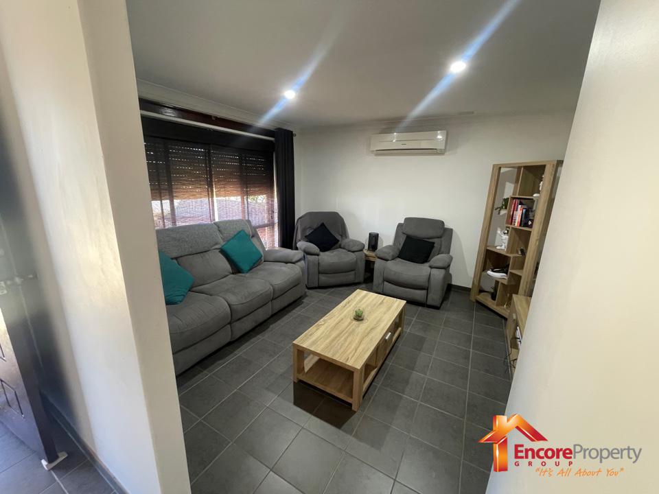 6 De Grey Close, COOLOONGUP, WA 6168 AUS