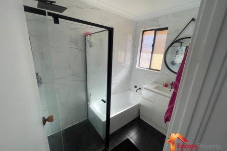 6 De Grey Close, COOLOONGUP, WA 6168 AUS