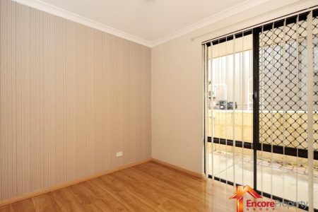 18 Porter Gardens, LEDA, WA 6170 AUS