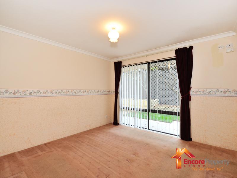 18 Porter Gardens, LEDA, WA 6170 AUS