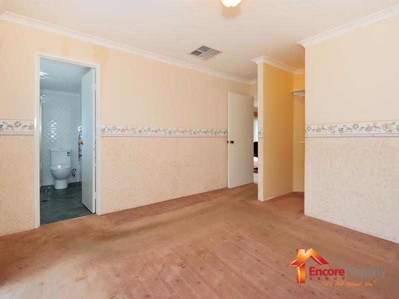 18 Porter Gardens, LEDA, WA 6170 AUS