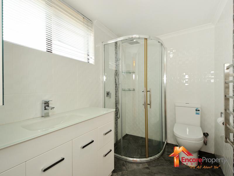 18 Porter Gardens, LEDA, WA 6170 AUS