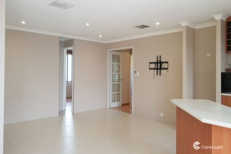 9 Dunster Way, ORELIA, WA 6167 AUS