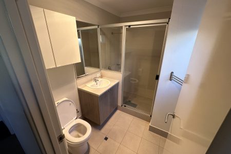 20 Baroness Road, BALDIVIS, WA 6171 AUS