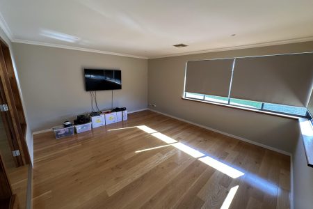 10 Rutherford Square, ORELIA, WA 6167 AUS