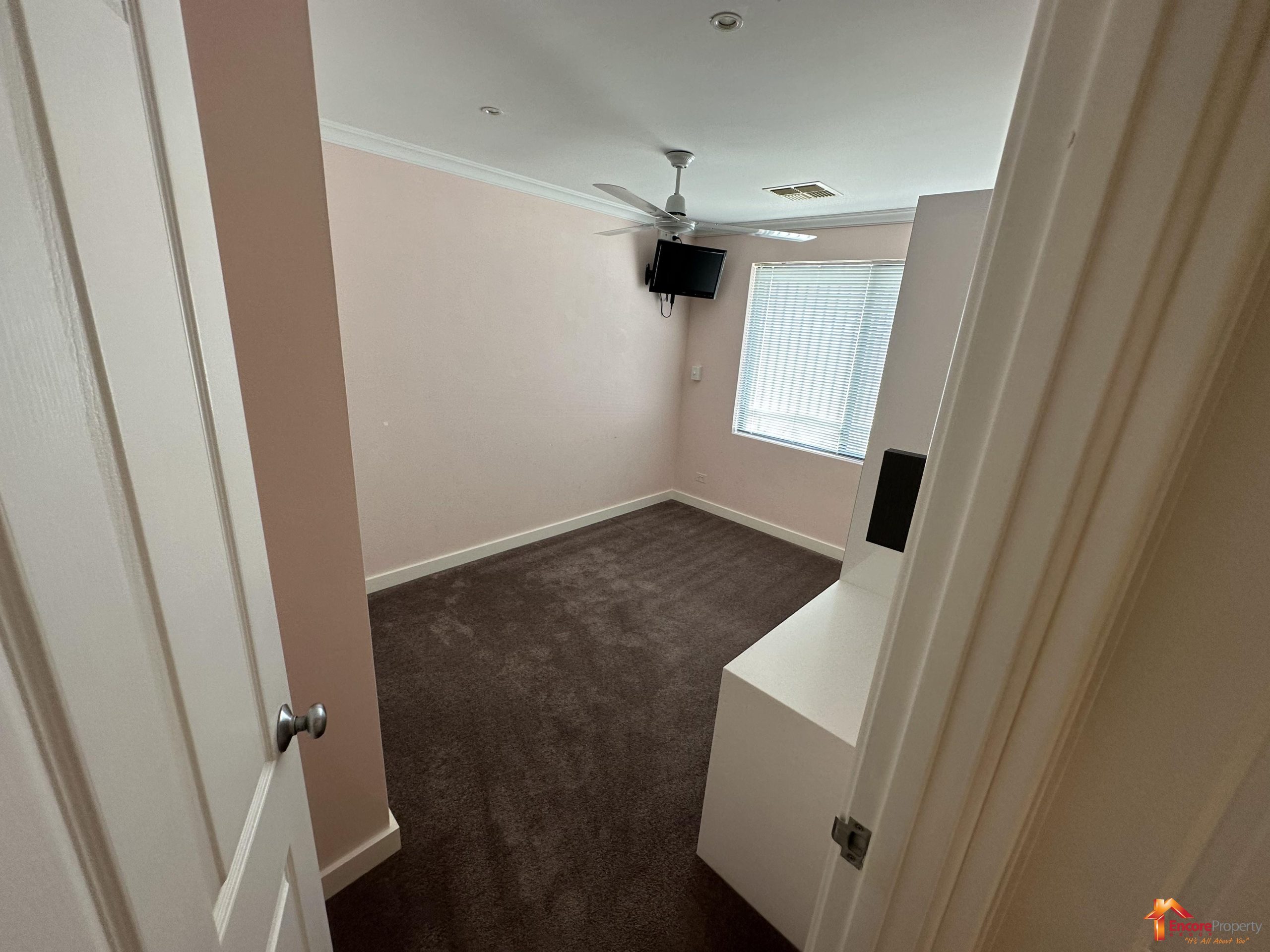 10 Rutherford Square, ORELIA, WA 6167 AUS